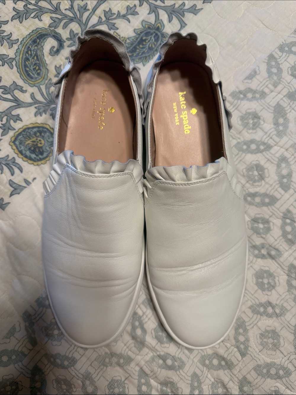 kate spade White Ruffle-Trim Slip-On Lillie Slip on Shoes Size 9.5